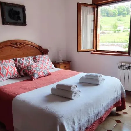 La Herren ,apartamento En Panes- Entre Mar Y Montana *